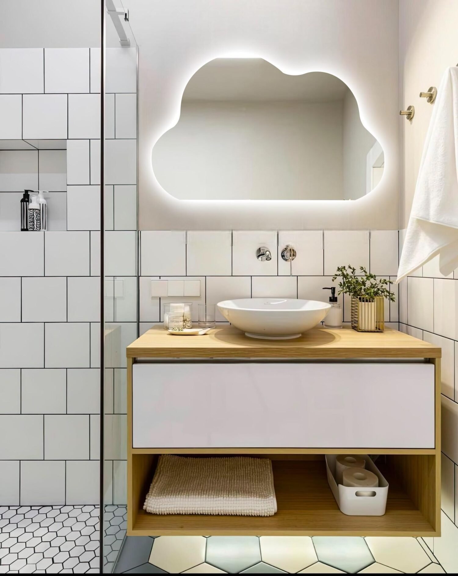 Cloud Shaped Asymmetrical Special Led Mirror, Illuminated Modern Bathroom Mirror, Living Room Design, Aesthetic Entrance Mirror, Home Decor