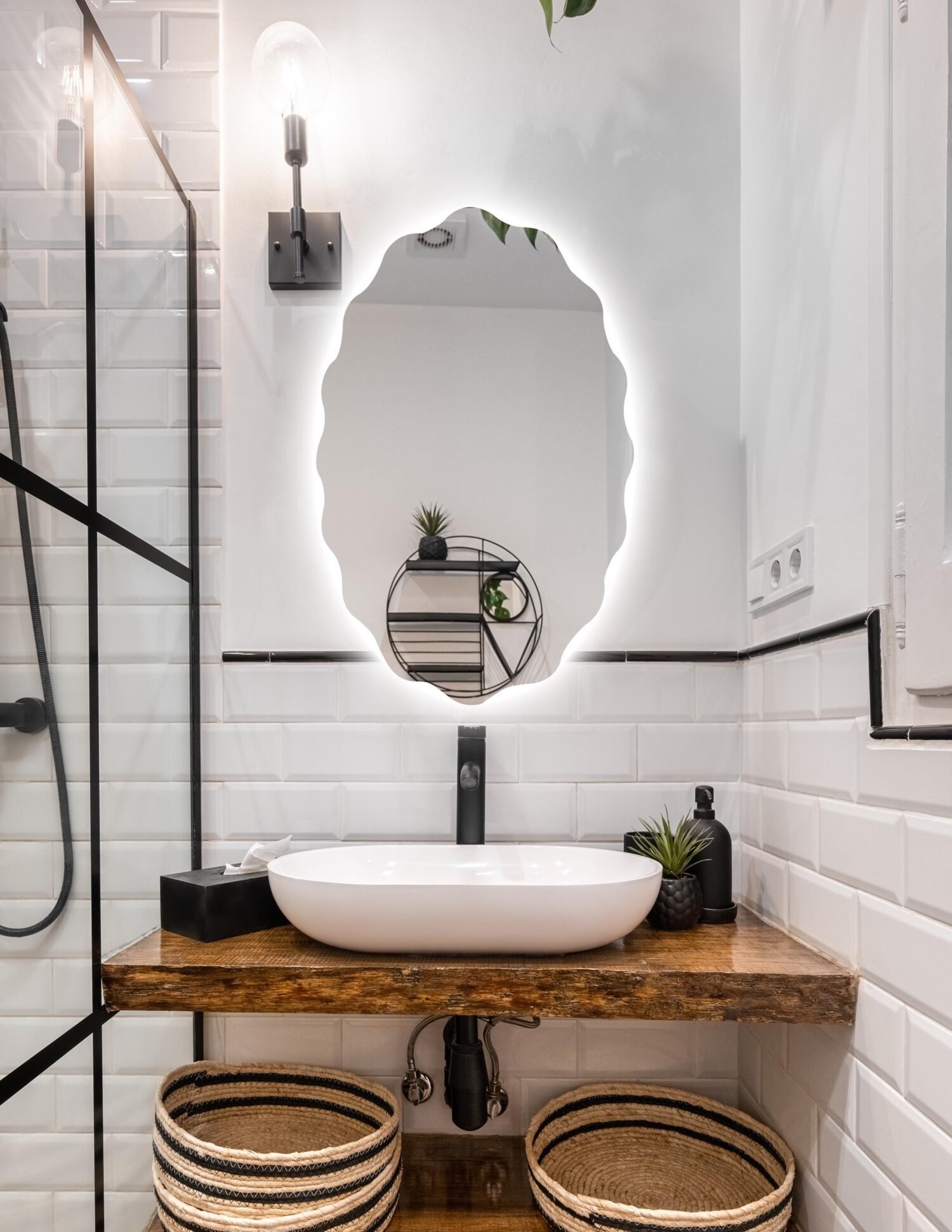 Oval Asymmetrical Led Mirror for Bathroom, Modern Decorative Mirror, Illuminated Modern Bathroom Mirror, Aesthetic Wall Mirror,Light Mirror